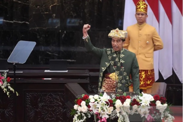 Di Sidang Tahunan MPR, Presiden Jokowi Pakai Baju Adat Bangka Belitung ...